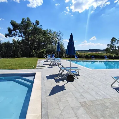 Semesterbostad Tuscan Escape With Pool